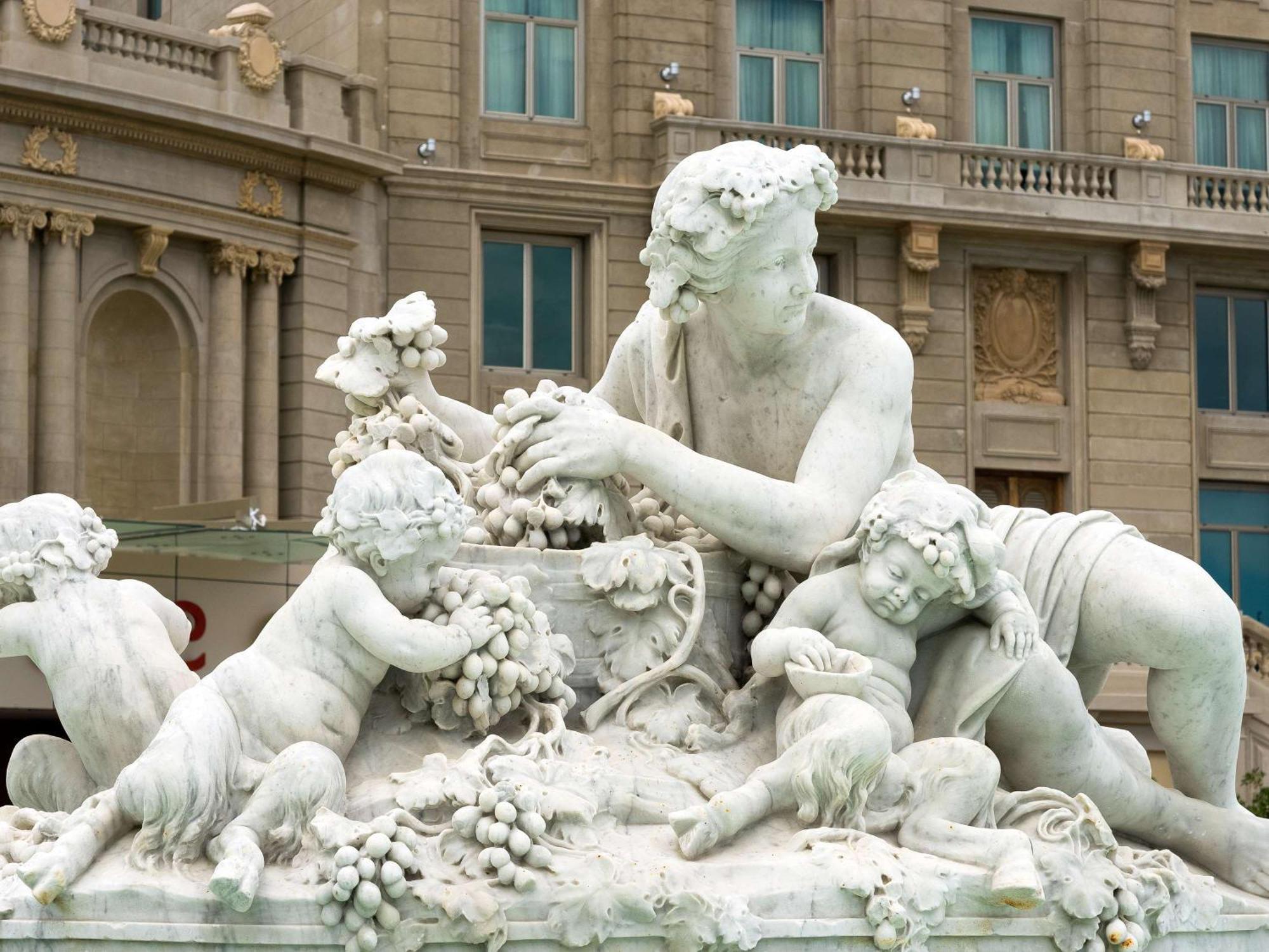 Sofitel Montevideo Casino Carrasco & Spa Екстер'єр фото Fountain of the Three Graces